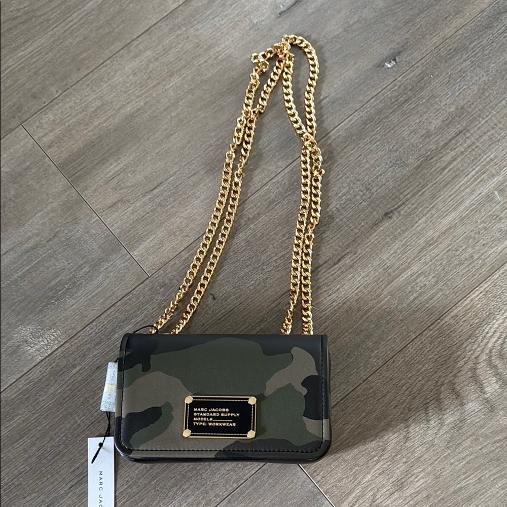 Marc Jacobs camo Crossbody Bag with chain